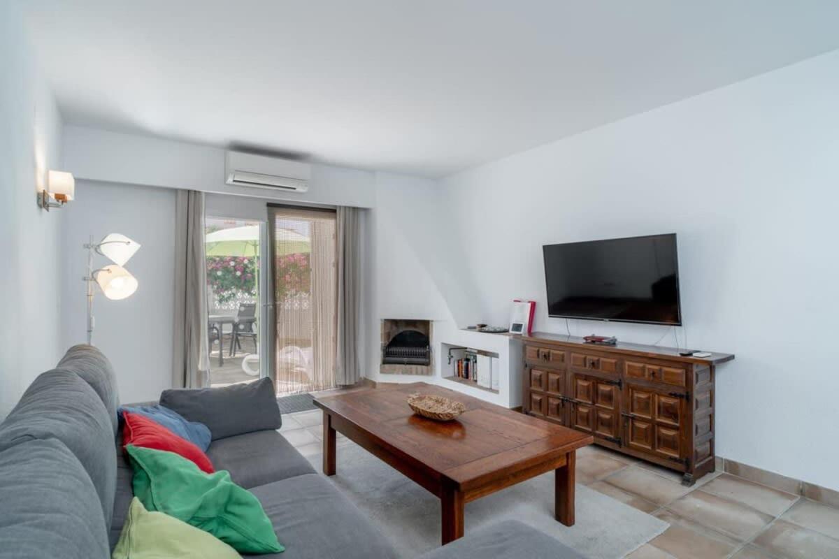 Вилла Bellavista 1 Нерха Экстерьер фото